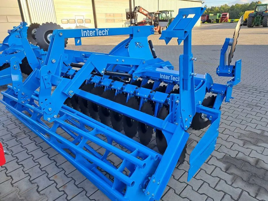 Agregat talerzowy INTER-TECH 2,7 3,0 4,0M hydropak - Schijveneg: afbeelding 4 Agregat talerzowy INTER-TECH 2,7 3,0 4,0M hydropak - Schijveneg: afbeelding 4