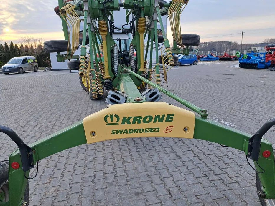 Krone SWADRO TC 760 Plus - Hooischudder: afbeelding 2 Krone SWADRO TC 760 Plus - Hooischudder: afbeelding 2
