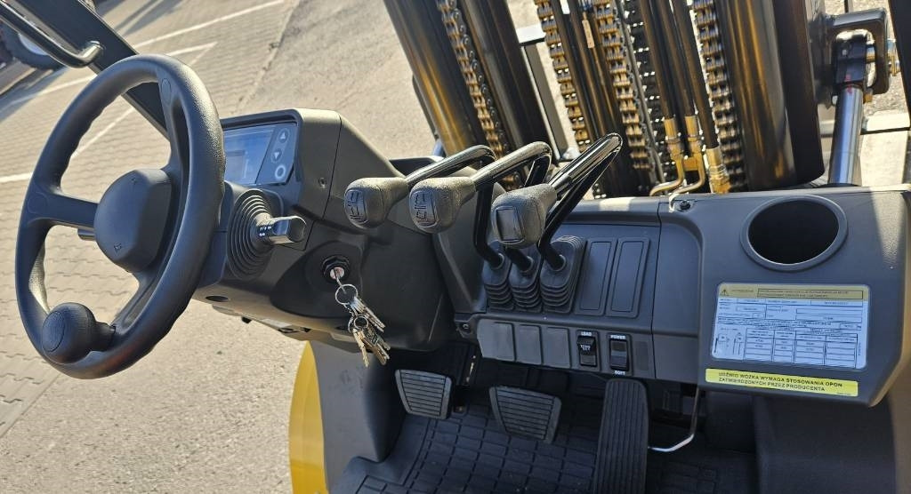 Nieuw LPG heftruck TCM FGE35-E2 BRAND NEW TR4700mm: afbeelding 21