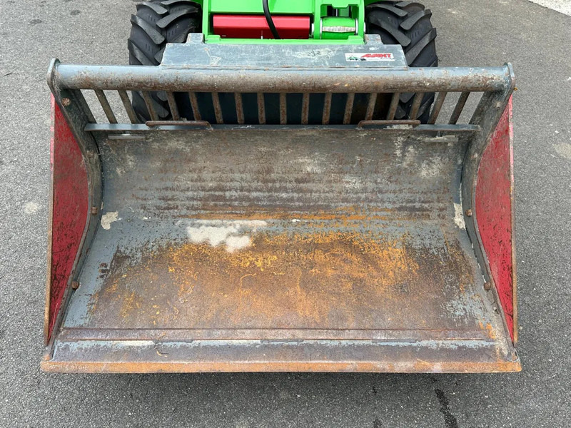 Avant Puinbak met inlegvel - Aanbouwdeel voor Landbouwmachine: afbeelding 2 Avant Puinbak met inlegvel - Aanbouwdeel voor Landbouwmachine: afbeelding 2