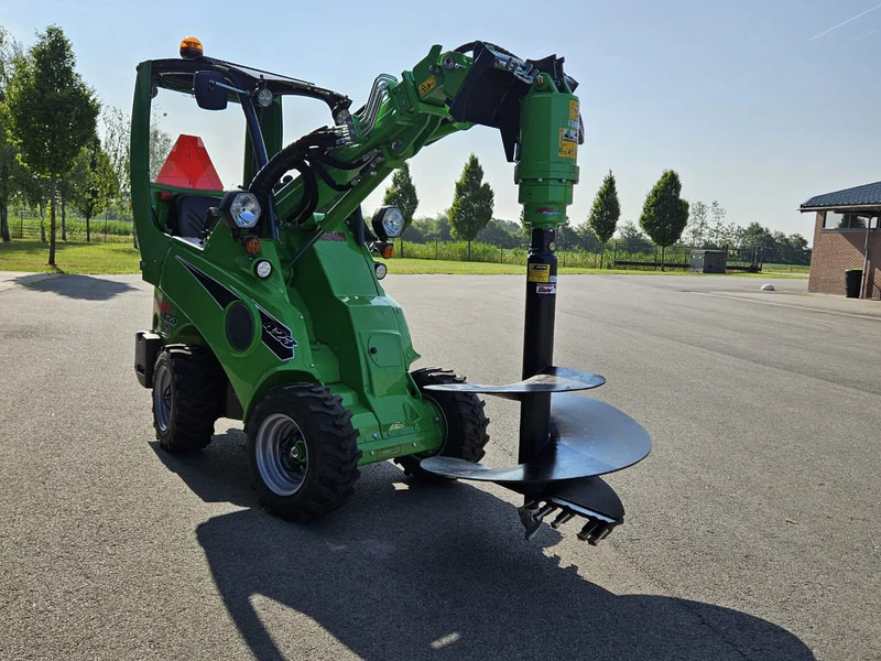 Avant XHD 72 Boorinstallatie met grondboor 900mm - Aanbouwdeel voor Landbouwmachine: afbeelding 5 Avant XHD 72 Boorinstallatie met grondboor 900mm - Aanbouwdeel voor Landbouwmachine: afbeelding 5