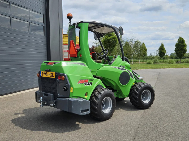 Avant 735 TDL + mini-shovel - Compacte rupslader: afbeelding 4 Avant 735 TDL + mini-shovel - Compacte rupslader: afbeelding 4