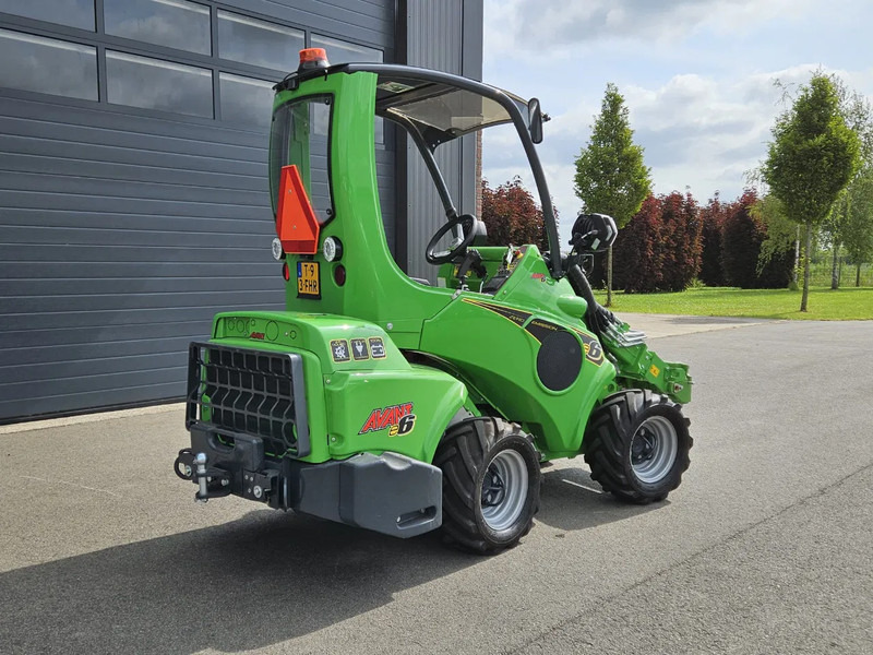 Avant E6 Mini-shovel - Compacte rupslader: afbeelding 4 Avant E6 Mini-shovel - Compacte rupslader: afbeelding 4