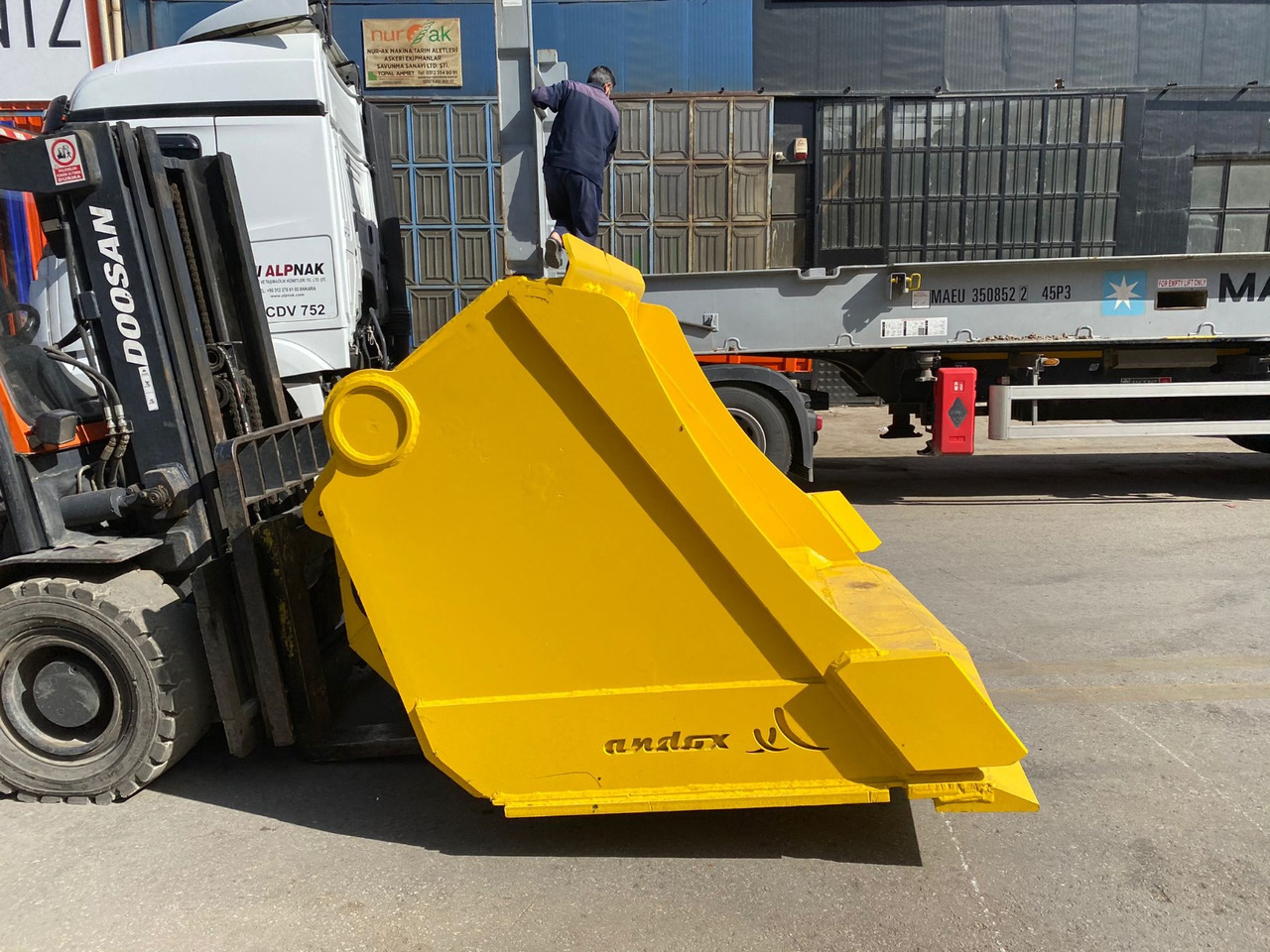 Atlas Copco - Voorladerbak voor Lader: afbeelding 2 Atlas Copco - Voorladerbak voor Lader: afbeelding 2