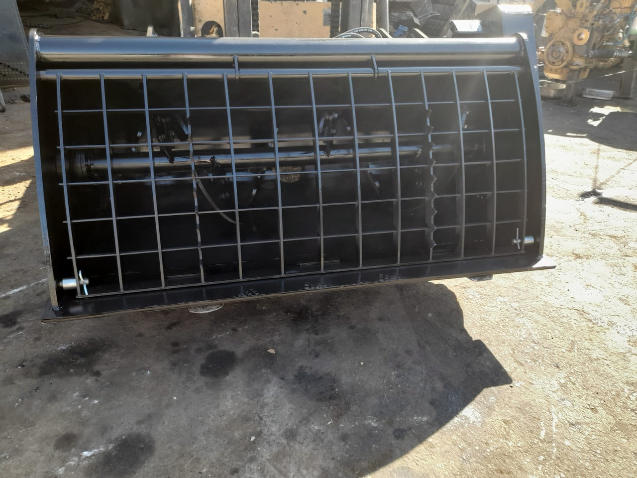 Bekoloader - Puinbak voor Bouwmachine: afbeelding 4 Bekoloader - Puinbak voor Bouwmachine: afbeelding 4