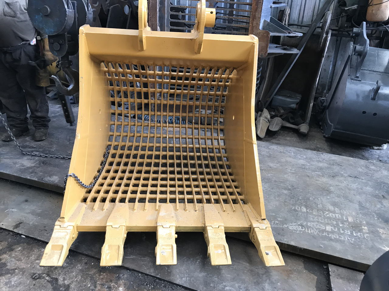 Doosan - Puinbak voor Gereedschap/ Toebehoor: afbeelding 2 Doosan - Puinbak voor Gereedschap/ Toebehoor: afbeelding 2