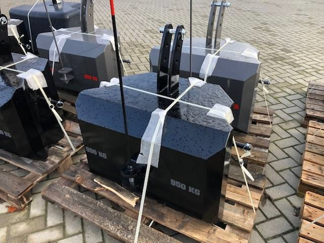 Bemu 950 KG Stalen gewicht - Tegenwicht voor Landbouwmachine: afbeelding 2 Bemu 950 KG Stalen gewicht - Tegenwicht voor Landbouwmachine: afbeelding 2