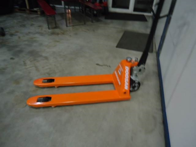 Doosan Pallettruck - Palletwagen: afbeelding 4 Doosan Pallettruck - Palletwagen: afbeelding 4