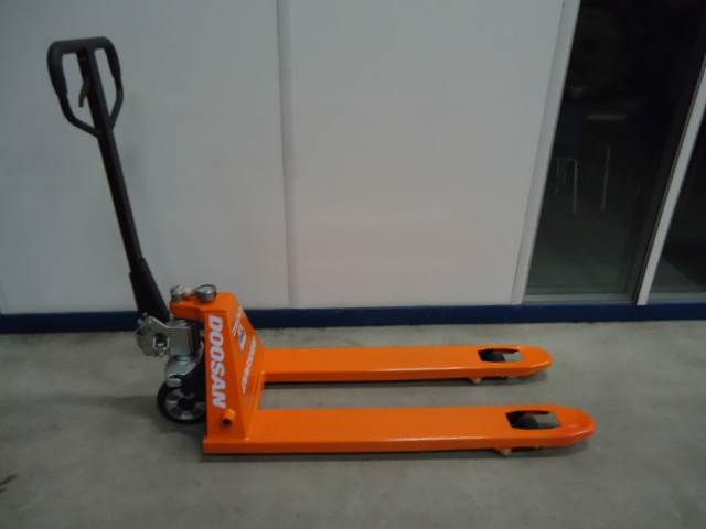 Doosan Pallettruck - Palletwagen: afbeelding 1 Doosan Pallettruck - Palletwagen: afbeelding 1