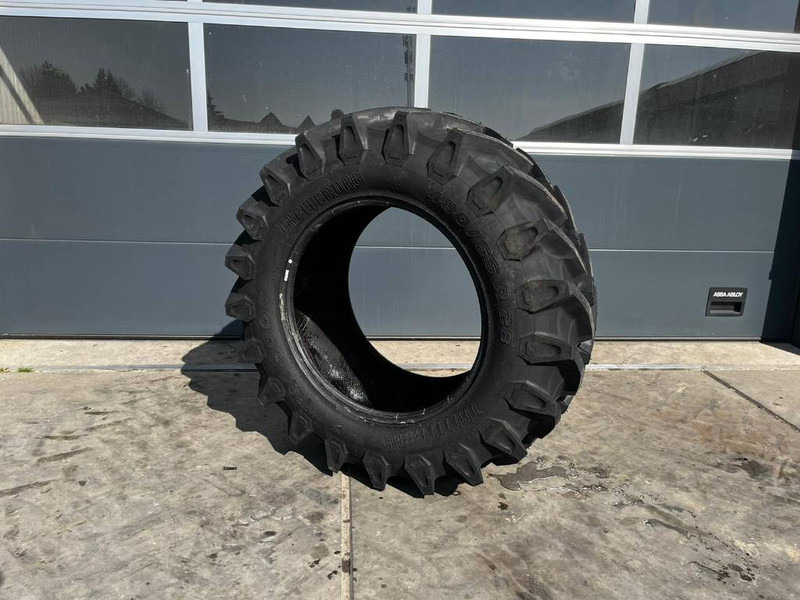 Trelleborg 480/65 R28 new - Banden en velgen voor Landbouwmachine: afbeelding 2 Trelleborg 480/65 R28 new - Banden en velgen voor Landbouwmachine: afbeelding 2