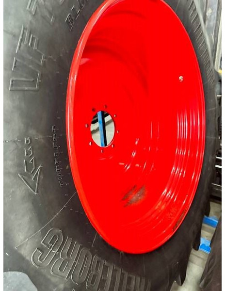 Trelleborg 710/60 R42 VF banden - Banden en velgen voor Landbouwmachine: afbeelding 1 Trelleborg 710/60 R42 VF banden - Banden en velgen voor Landbouwmachine: afbeelding 1