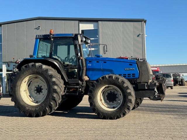 Valtra 8550 Hitech! - Tractor: afbeelding 4 Valtra 8550 Hitech! - Tractor: afbeelding 4
