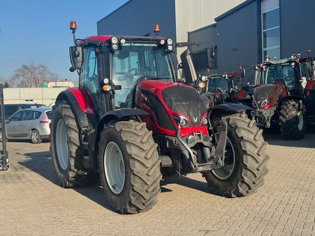 Valtra N134 Hitech - Tractor: afbeelding 3 Valtra N134 Hitech - Tractor: afbeelding 3