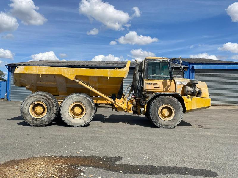 Bell B25D - Kiepwagen met knikbesturing: afbeelding 4 Bell B25D - Kiepwagen met knikbesturing: afbeelding 4