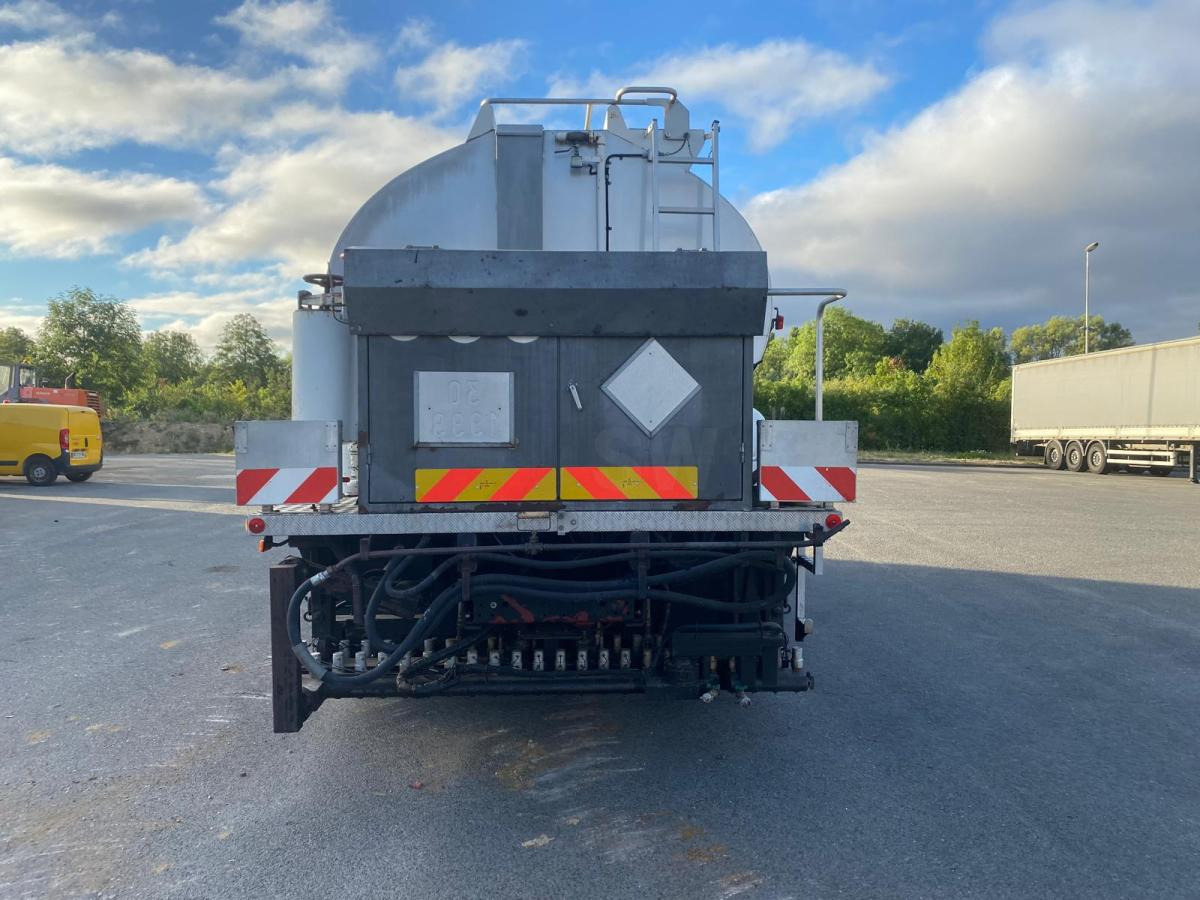 Renault Premium 300 CV - Tankwagen: afbeelding 4 Renault Premium 300 CV - Tankwagen: afbeelding 4