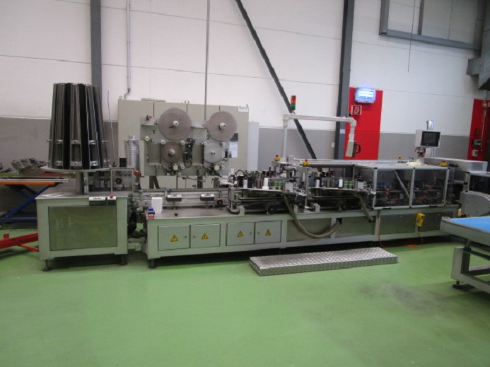 BECHER ETIKETTIERANLAGE SCHLEUTER GU 4S 6 - Verpakkingsmachine: afbeelding 2 BECHER ETIKETTIERANLAGE SCHLEUTER GU 4S 6 - Verpakkingsmachine: afbeelding 2