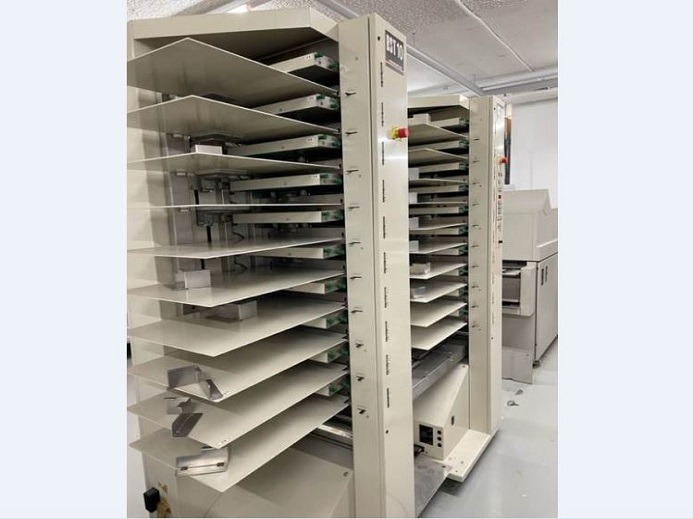 ZUSAMMENTRAGMASCHINE BOURG: 2xTÜRME BST10 & BDF - Drukmachine: afbeelding 3 ZUSAMMENTRAGMASCHINE BOURG: 2xTÜRME BST10 & BDF - Drukmachine: afbeelding 3