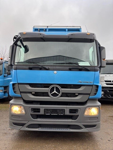 Mercedes VacuDrain 1372 - Vacuümwagen: afbeelding 2 Mercedes VacuDrain 1372 - Vacuümwagen: afbeelding 2