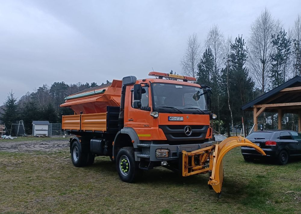 Mercedes-Benz Axor 1824 - Sneeuwruimer: afbeelding 4 Mercedes-Benz Axor 1824 - Sneeuwruimer: afbeelding 4