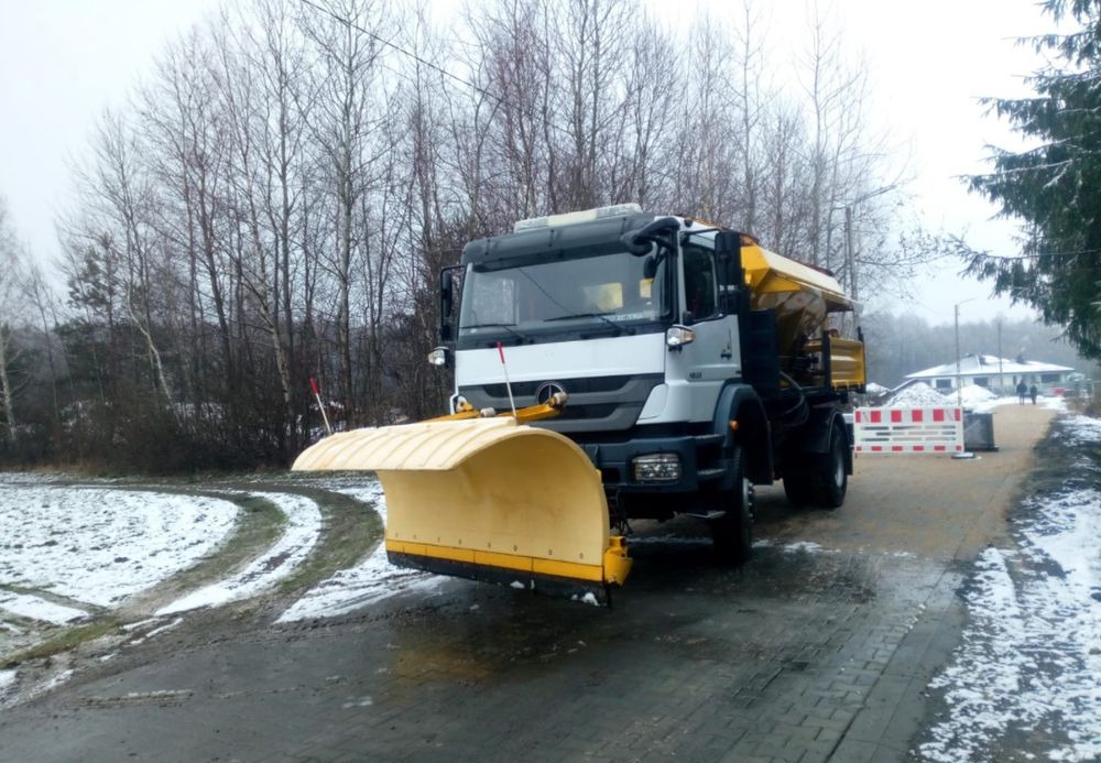 Mercedes-Benz Axor 1824 - Sneeuwruimer: afbeelding 1 Mercedes-Benz Axor 1824 - Sneeuwruimer: afbeelding 1