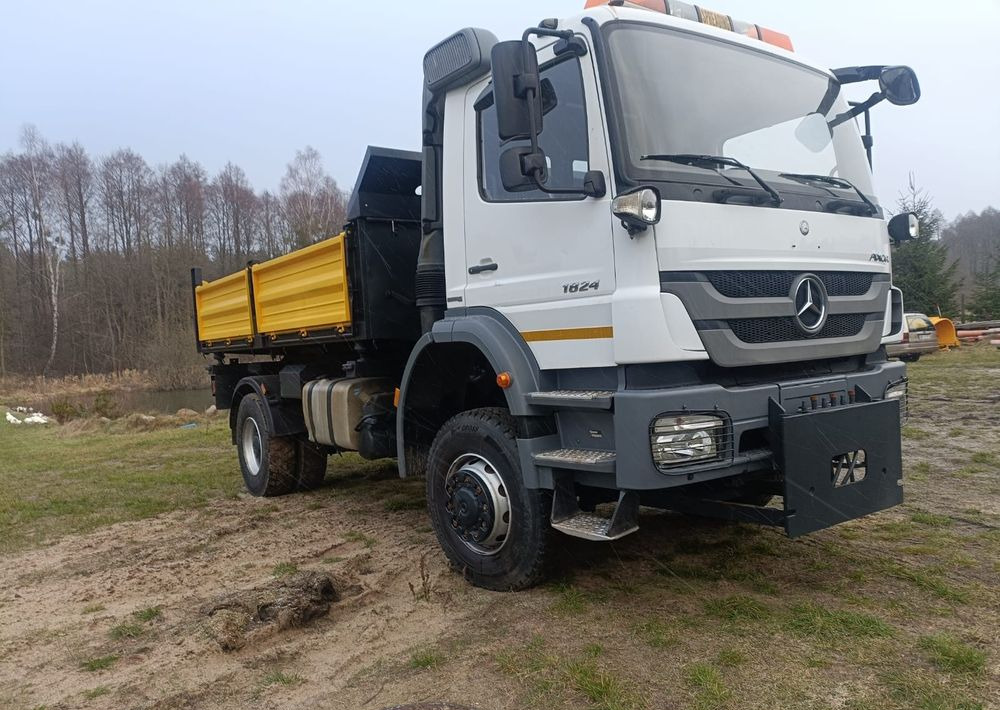 Mercedes-Benz Axor 1824 - Sneeuwruimer: afbeelding 3 Mercedes-Benz Axor 1824 - Sneeuwruimer: afbeelding 3