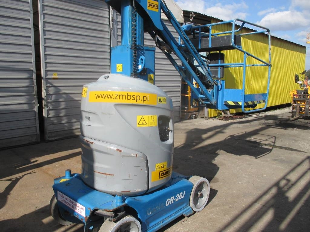 Genie GR 26 J  - Verticale masthoogwerker: afbeelding 2 Genie GR 26 J  - Verticale masthoogwerker: afbeelding 2