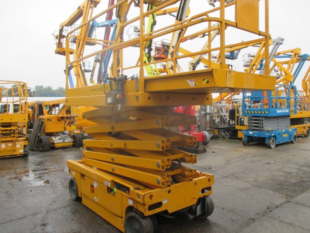 Haulotte Compact 12 - Schaarlift: afbeelding 4 Haulotte Compact 12 - Schaarlift: afbeelding 4