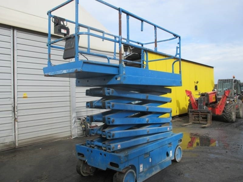 Haulotte Compact 14 - Schaarlift: afbeelding 2 Haulotte Compact 14 - Schaarlift: afbeelding 2