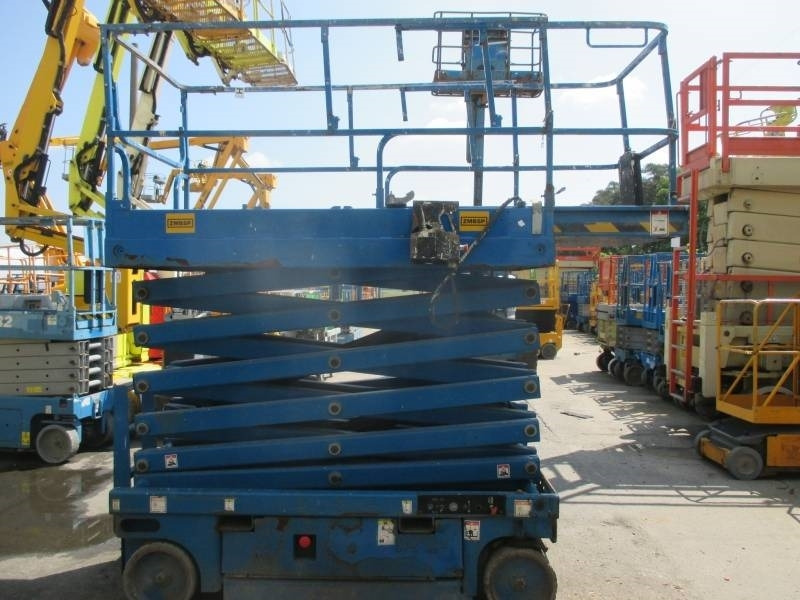 Haulotte Compact 14 - Schaarlift: afbeelding 5 Haulotte Compact 14 - Schaarlift: afbeelding 5