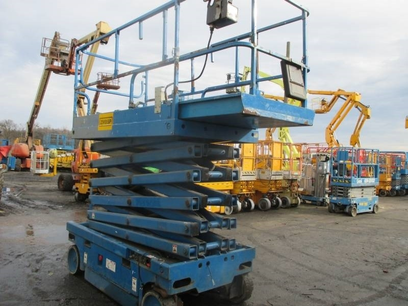 Haulotte Compact 14 - Schaarlift: afbeelding 4 Haulotte Compact 14 - Schaarlift: afbeelding 4