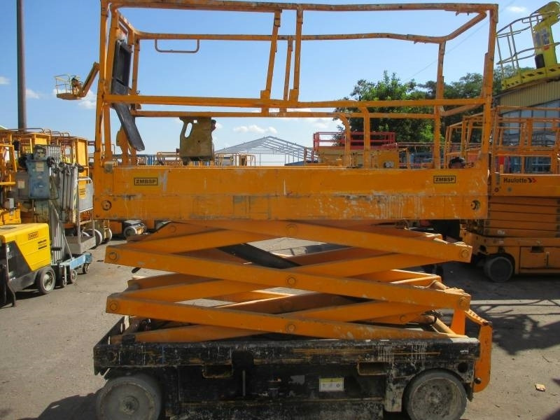 Haulotte Compact 8 - Schaarlift: afbeelding 5 Haulotte Compact 8 - Schaarlift: afbeelding 5