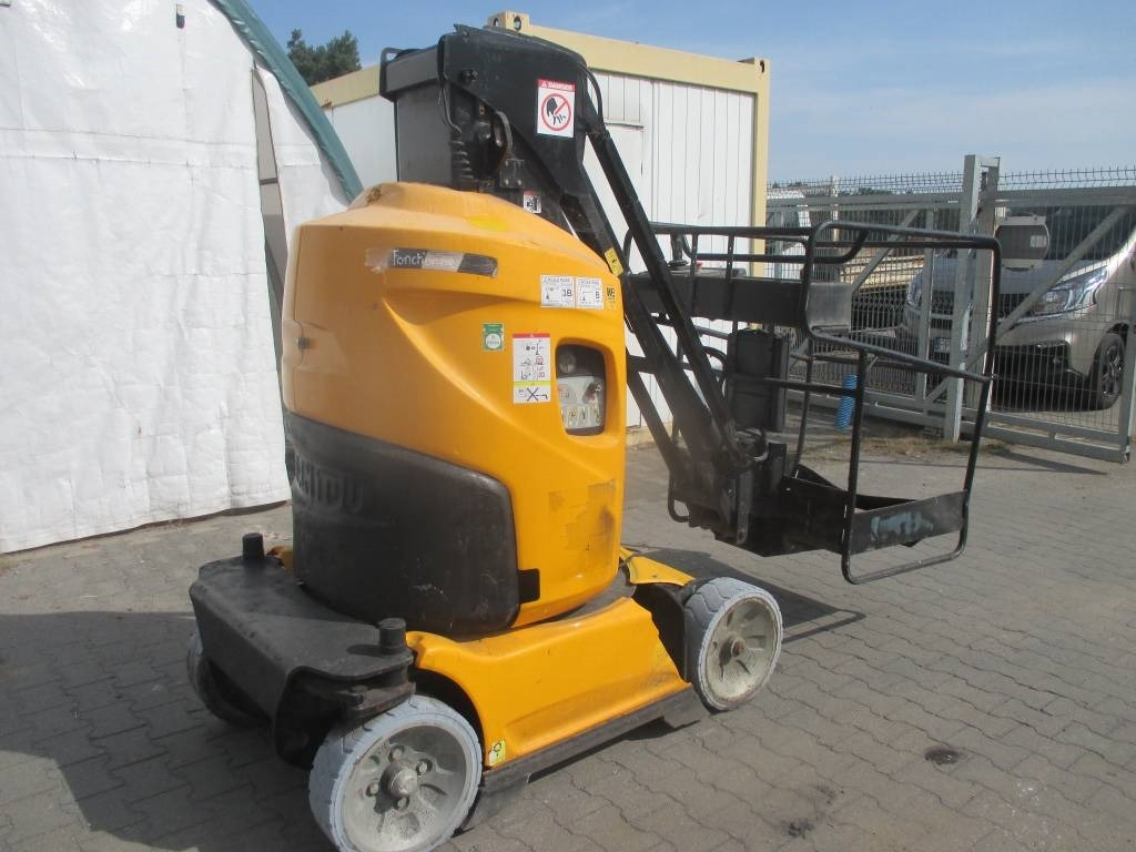 Manitou 100 VJR - Verticale masthoogwerker: afbeelding 2 Manitou 100 VJR - Verticale masthoogwerker: afbeelding 2