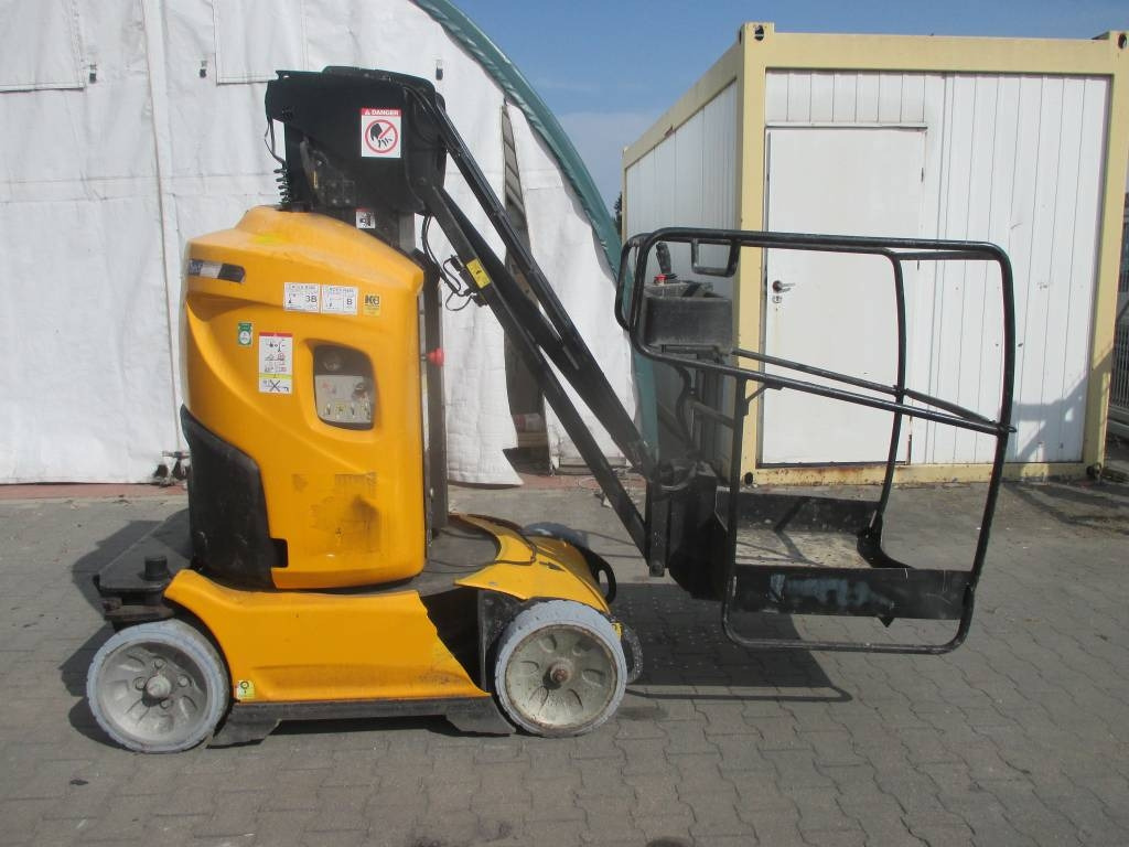 Manitou 100 VJR - Verticale masthoogwerker: afbeelding 1 Manitou 100 VJR - Verticale masthoogwerker: afbeelding 1