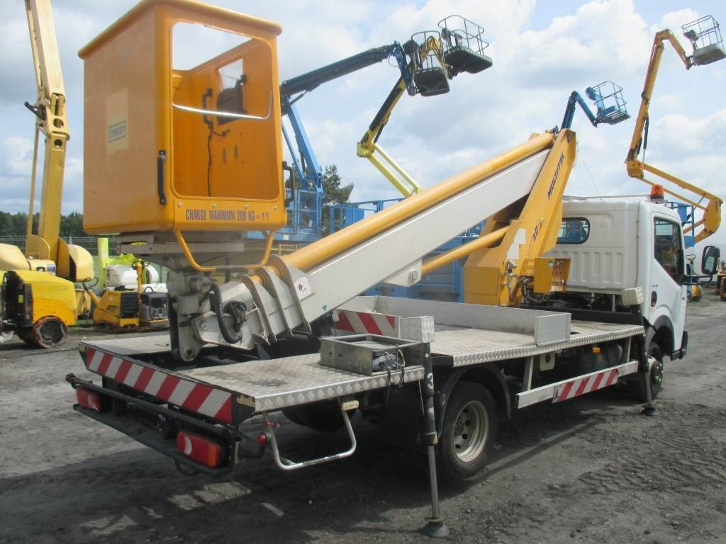 Multitel MT 202 DS - Vrachtwagen hoogwerker: afbeelding 3 Multitel MT 202 DS - Vrachtwagen hoogwerker: afbeelding 3