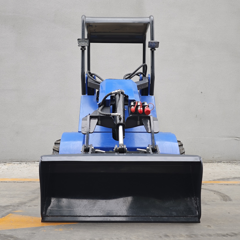 LEZUM Free Shipping Mini Skid Steer Loader Compact Track Electric/Diesel Chinese Mini Skid Steer Loader For Sale With Mini Skid Steer Attachments 4 In 1 Bucket - Schranklader: afbeelding 4 LEZUM Free Shipping Mini Skid Steer Loader Compact Track Electric/Diesel Chinese Mini Skid Steer Loader For Sale With Mini Skid Steer Attachments 4 In 1 Bucket - Schranklader: afbeelding 4