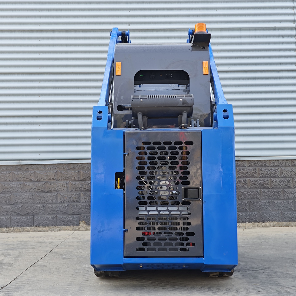 LEZUM LA670 Skid Steer Euro 5/Epa Engine Kubota Mini Small Skid Steer Loader For Sale - Schranklader: afbeelding 3 LEZUM LA670 Skid Steer Euro 5/Epa Engine Kubota Mini Small Skid Steer Loader For Sale - Schranklader: afbeelding 3