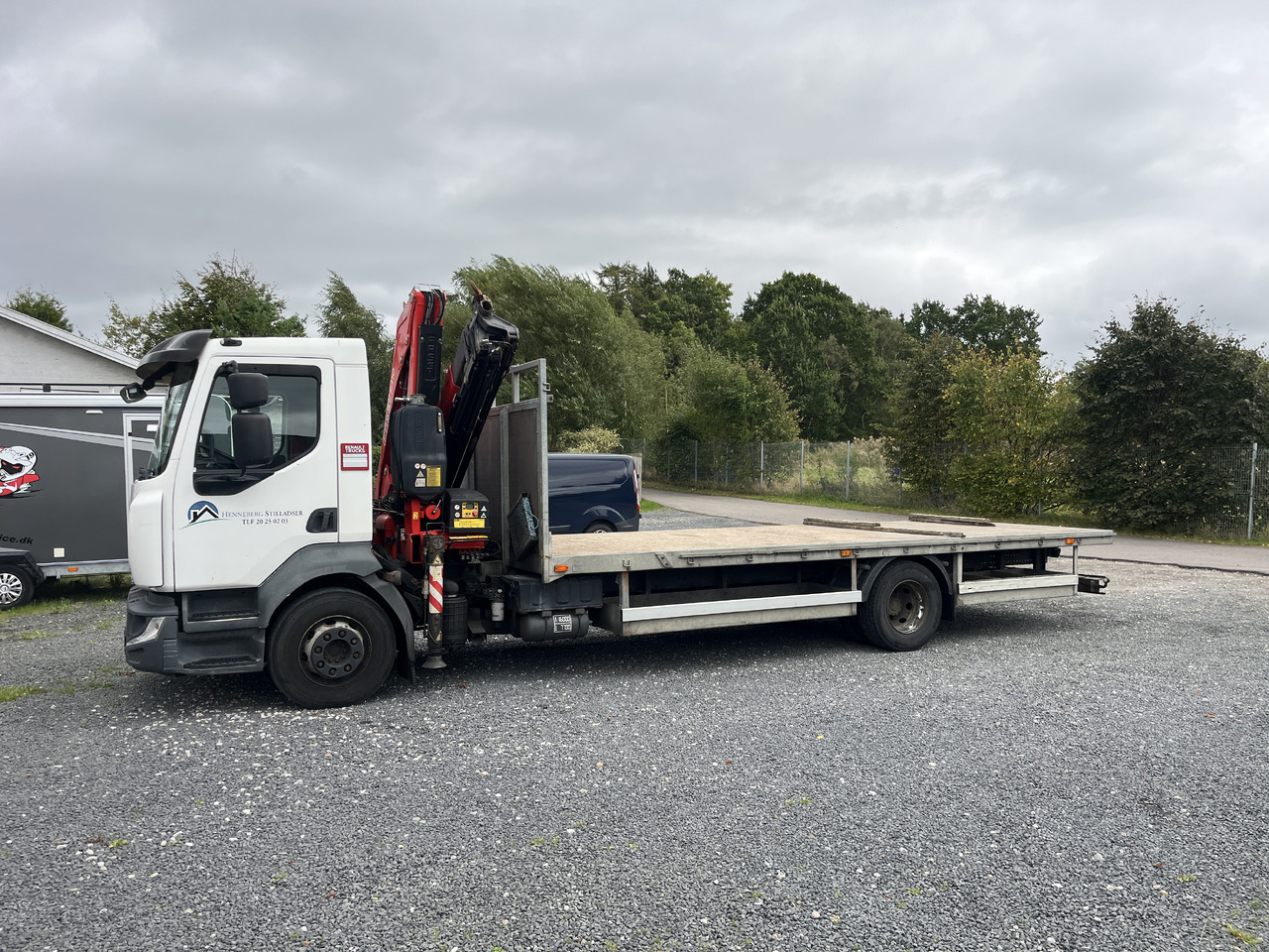 RENAULT D 16 - Kraanwagen: afbeelding 4 RENAULT D 16 - Kraanwagen: afbeelding 4