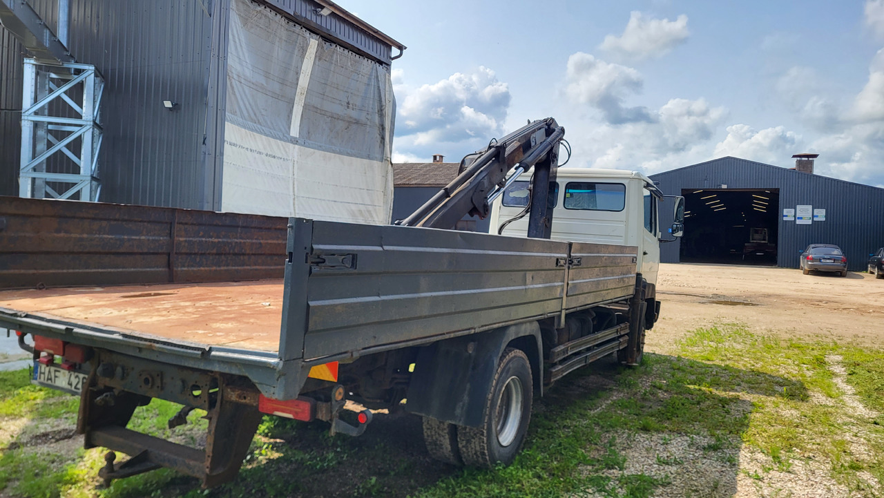 MERCEDES-BENZ 814 HIAB 071 - Kraanwagen: afbeelding 4 MERCEDES-BENZ 814 HIAB 071 - Kraanwagen: afbeelding 4