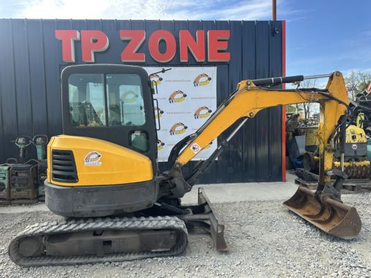 Bobcat E35 Cabine à 20500 € HT - Minigraafmachine: afbeelding 5 Bobcat E35 Cabine à 20500 € HT - Minigraafmachine: afbeelding 5