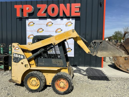 Gehl 3840 - Schranklader: afbeelding 1 Gehl 3840 - Schranklader: afbeelding 1