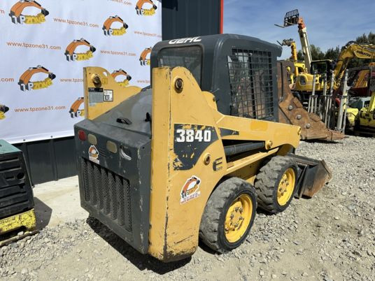 Gehl 3840 - Schranklader: afbeelding 5 Gehl 3840 - Schranklader: afbeelding 5