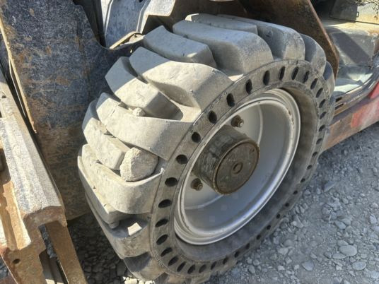 Manitou MSI35T à 12500 € HT - Diesel heftruck: afbeelding 5 Manitou MSI35T à 12500 € HT - Diesel heftruck: afbeelding 5