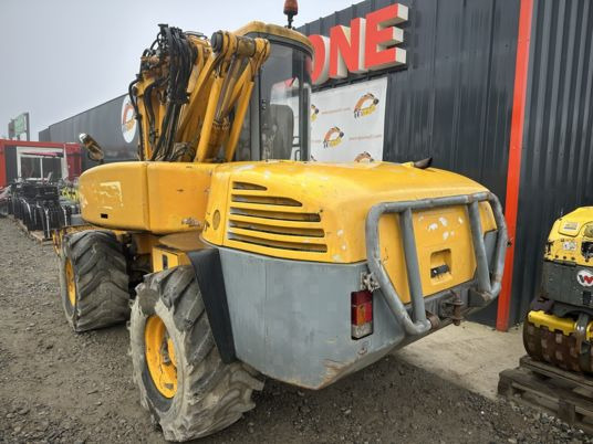 Mecalac 12MXT à 14900 Euros HT - Mobiele graafmachine: afbeelding 4 Mecalac 12MXT à 14900 Euros HT - Mobiele graafmachine: afbeelding 4
