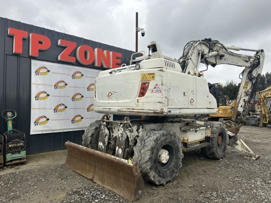 Volvo EW140D à 34900 € HT - Mobiele graafmachine: afbeelding 2 Volvo EW140D à 34900 € HT - Mobiele graafmachine: afbeelding 2