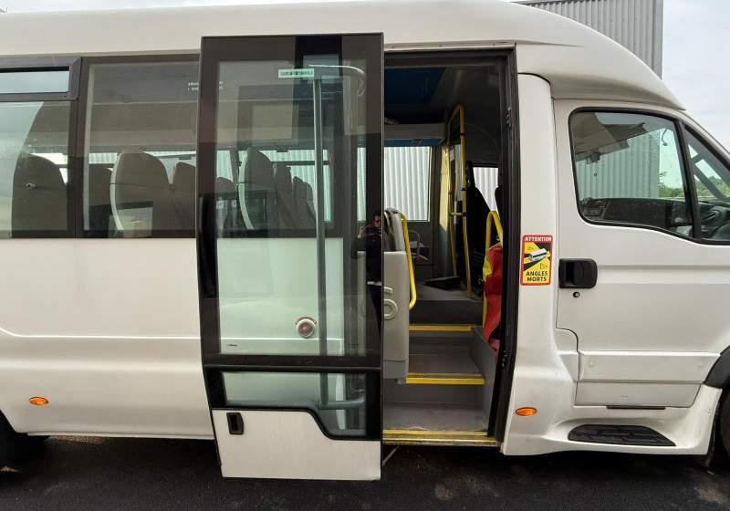 Iveco Daily DURISOTTI / 28miejsc - Streekbus: afbeelding 4 Iveco Daily DURISOTTI / 28miejsc - Streekbus: afbeelding 4