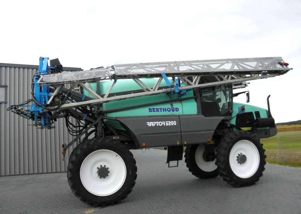 Leasing  Berthoud Raptor 5200 2012 Rok, 36M, H-145cm, GPS, Nie Malowany, Stan Bardzo Dobry Berthoud Raptor 5200 2012 Rok, 36M, H-145cm, GPS, Nie Malowany, Stan Bardzo Dobry: afbeelding 7