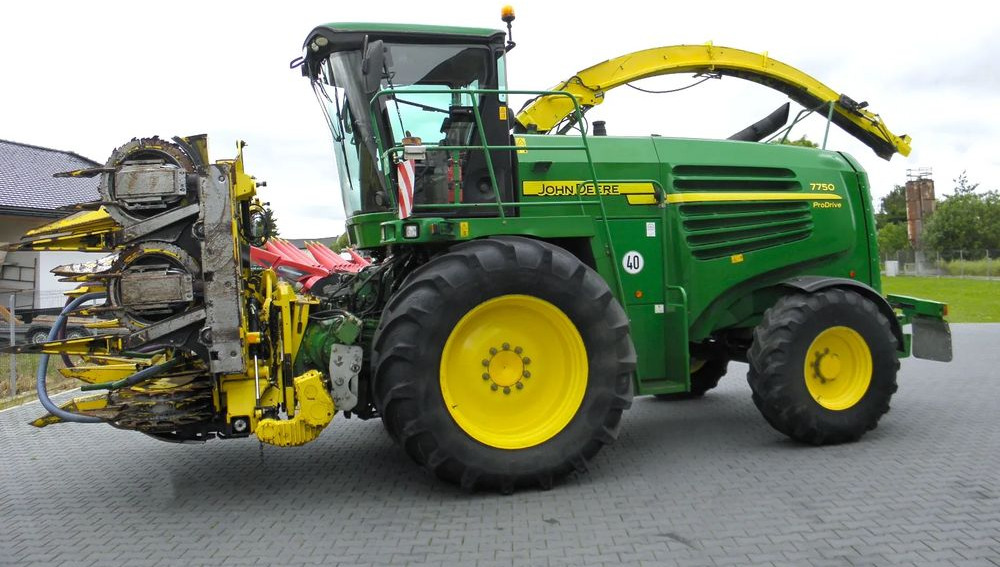 John Deere 7750 ProDrive 2008 Rok, +Kemper 375, +podbieracz do traw, Nie Malowany, Stan Bardzo Dobry - Hakselaar: afbeelding 1 John Deere 7750 ProDrive 2008 Rok, +Kemper 375, +podbieracz do traw, Nie Malowany, Stan Bardzo Dobry - Hakselaar: afbeelding 1