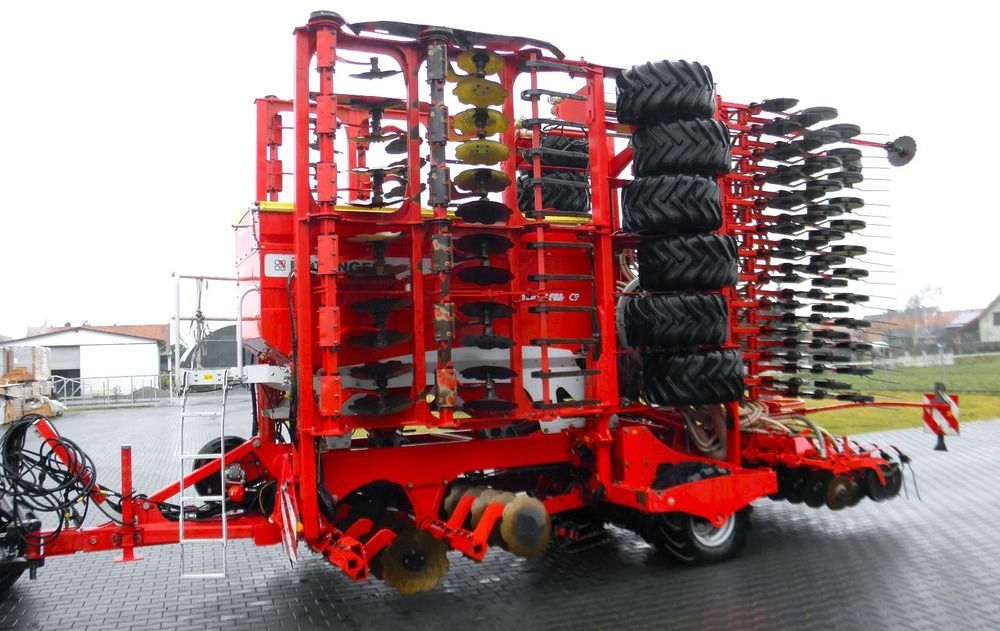 Pottinger Terrasem C9 Artis 2014 Rok, Nowe Elementy Robocze, Nie Malowany, Stan Idealny - Zaaimachine: afbeelding 2 Pottinger Terrasem C9 Artis 2014 Rok, Nowe Elementy Robocze, Nie Malowany, Stan Idealny - Zaaimachine: afbeelding 2