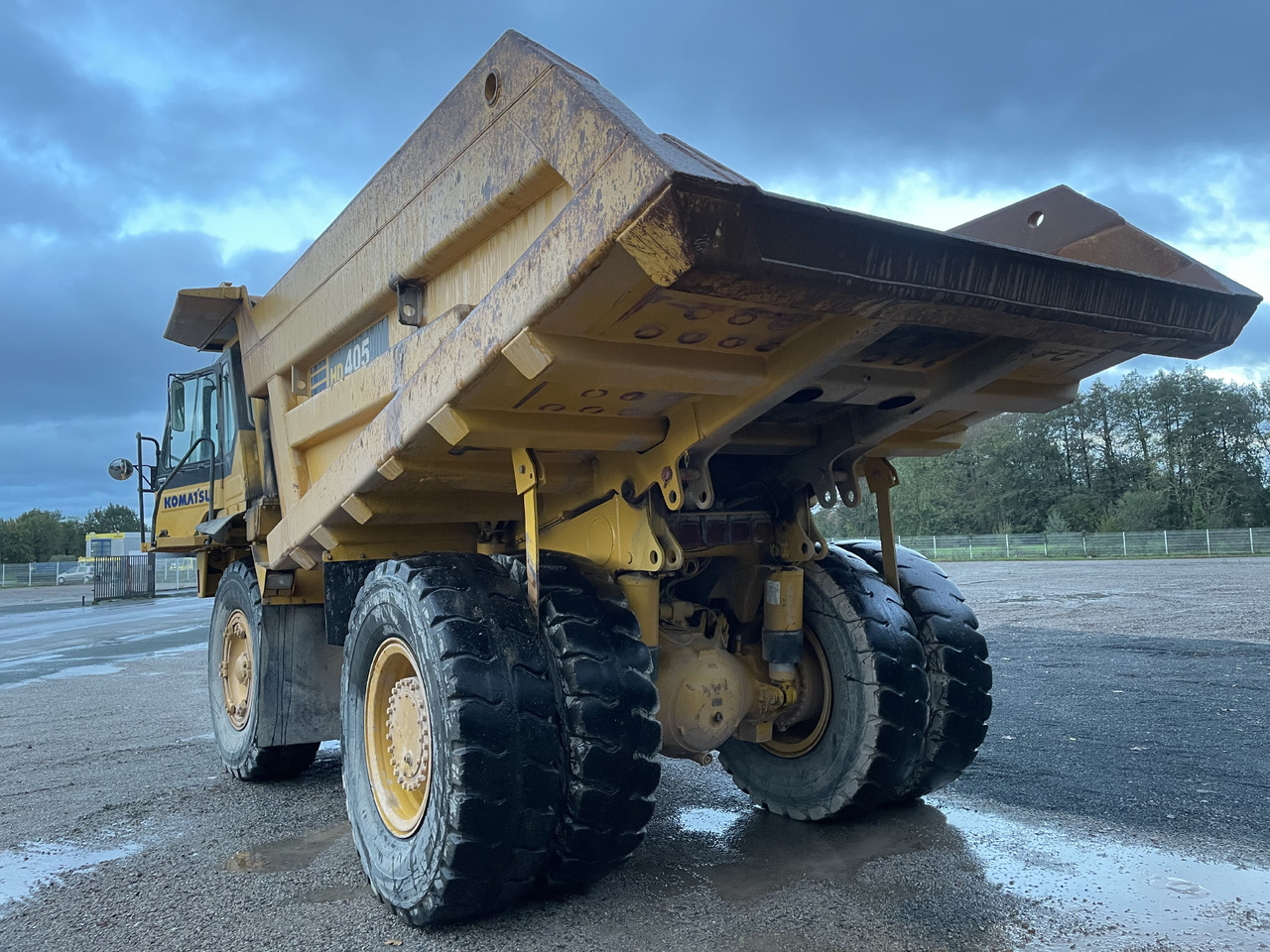 Zelfrijdende kiepwagen KOMATSU Hd405-6: afbeelding 18