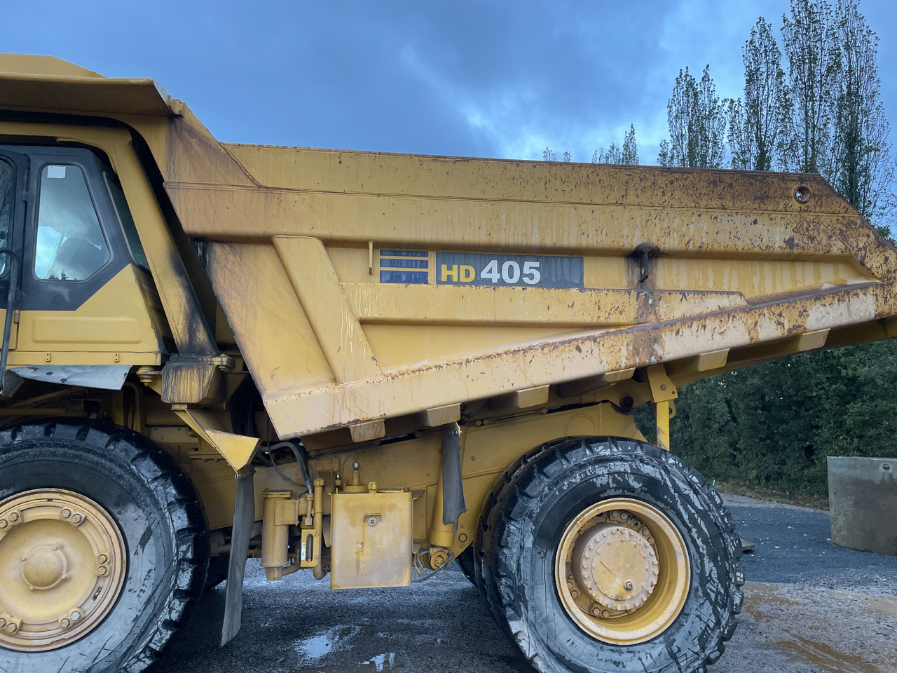 Zelfrijdende kiepwagen KOMATSU Hd405-6: afbeelding 17